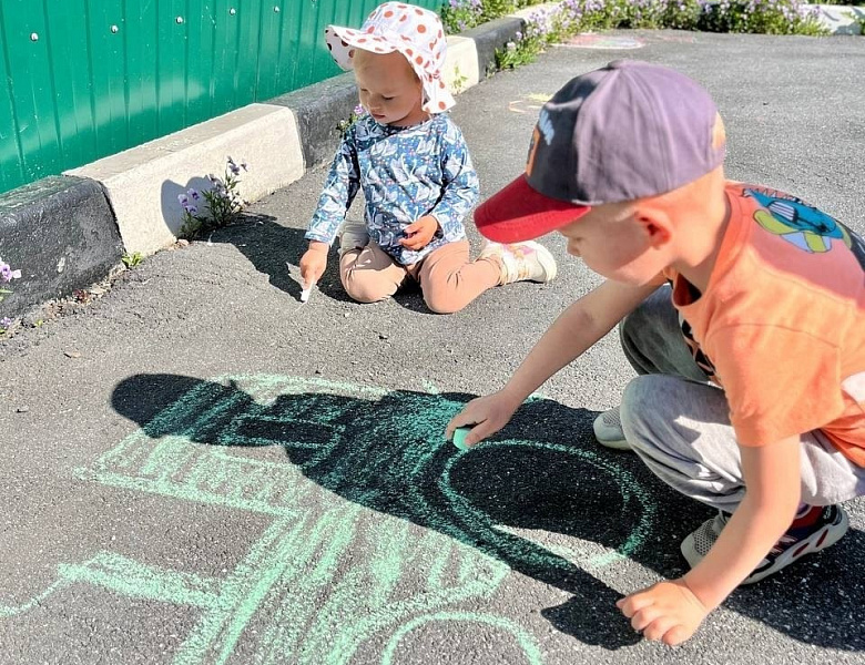 Итоги акции "Я рисую лето!" в Челябинской области