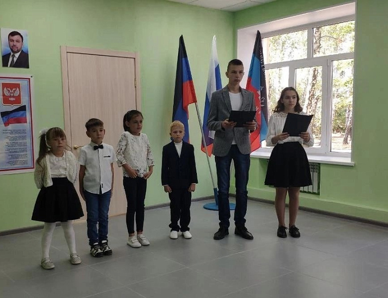 Министр образования и науки Челябинской области посетил Донецкую Народную Республику