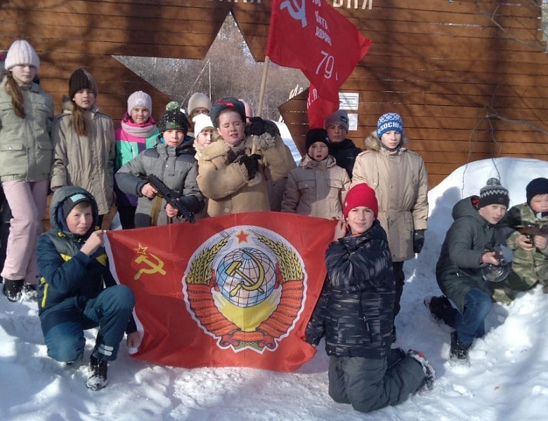 Партизанскую деревню посетили жители города Чебаркуля